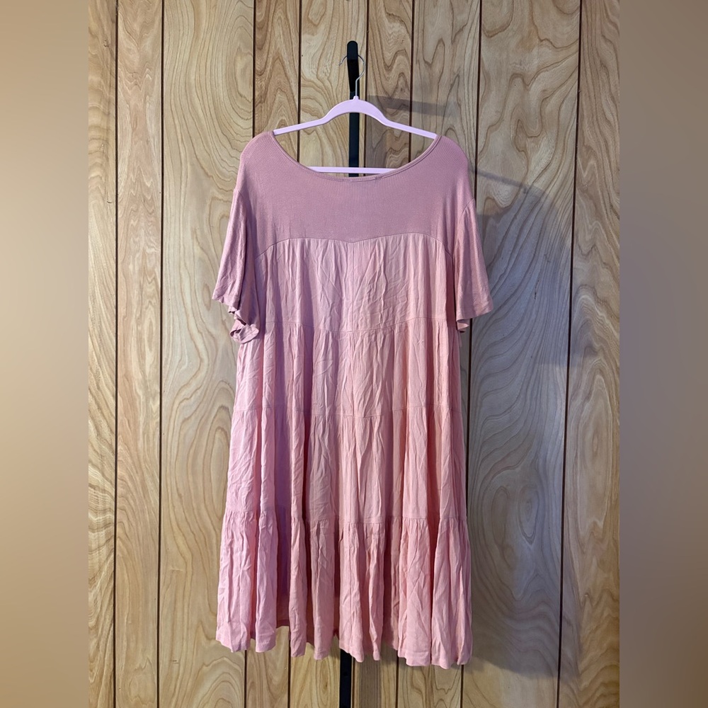 Davi & Dani Plus Size Pink Mixed Fabric Tiered Henley Dress - Picture 3 of 3